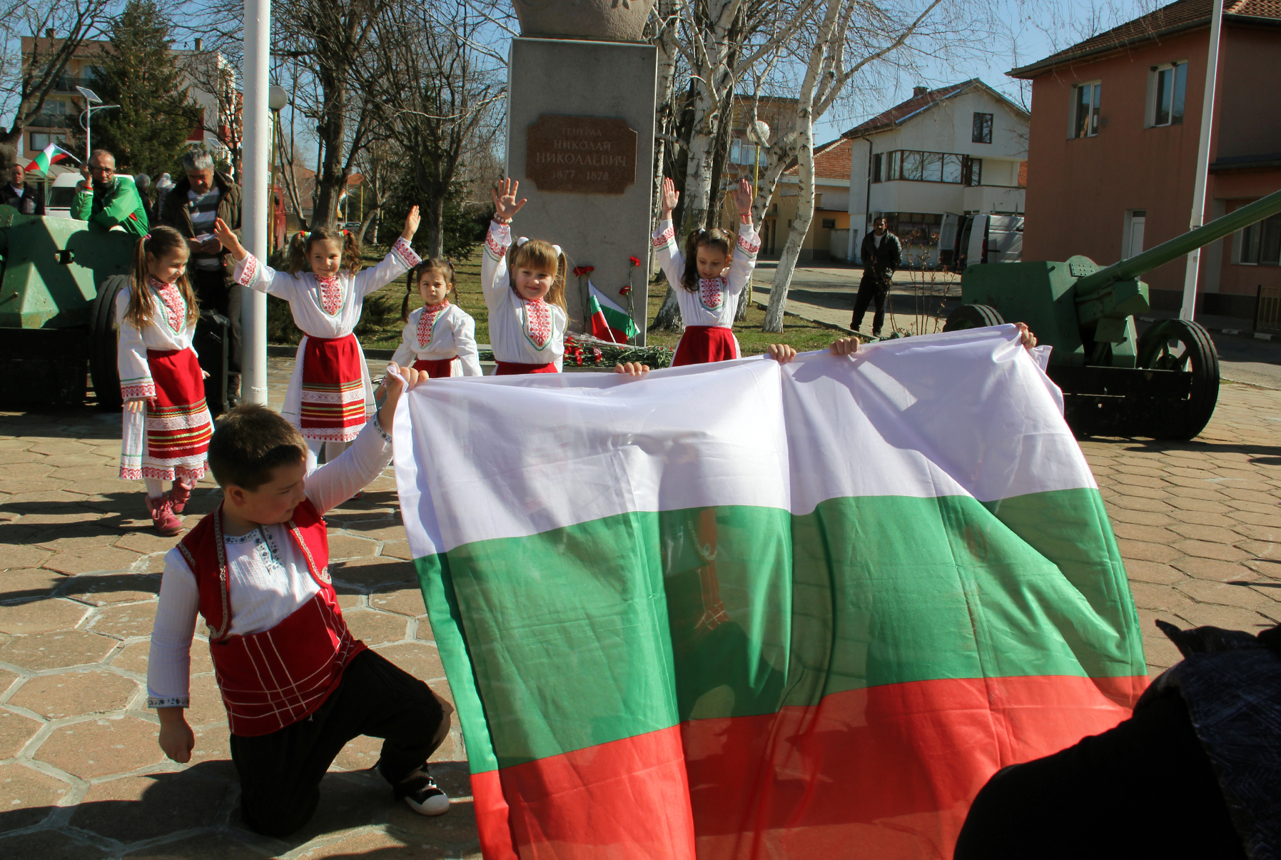 Честване на трети март в Община Николаево image