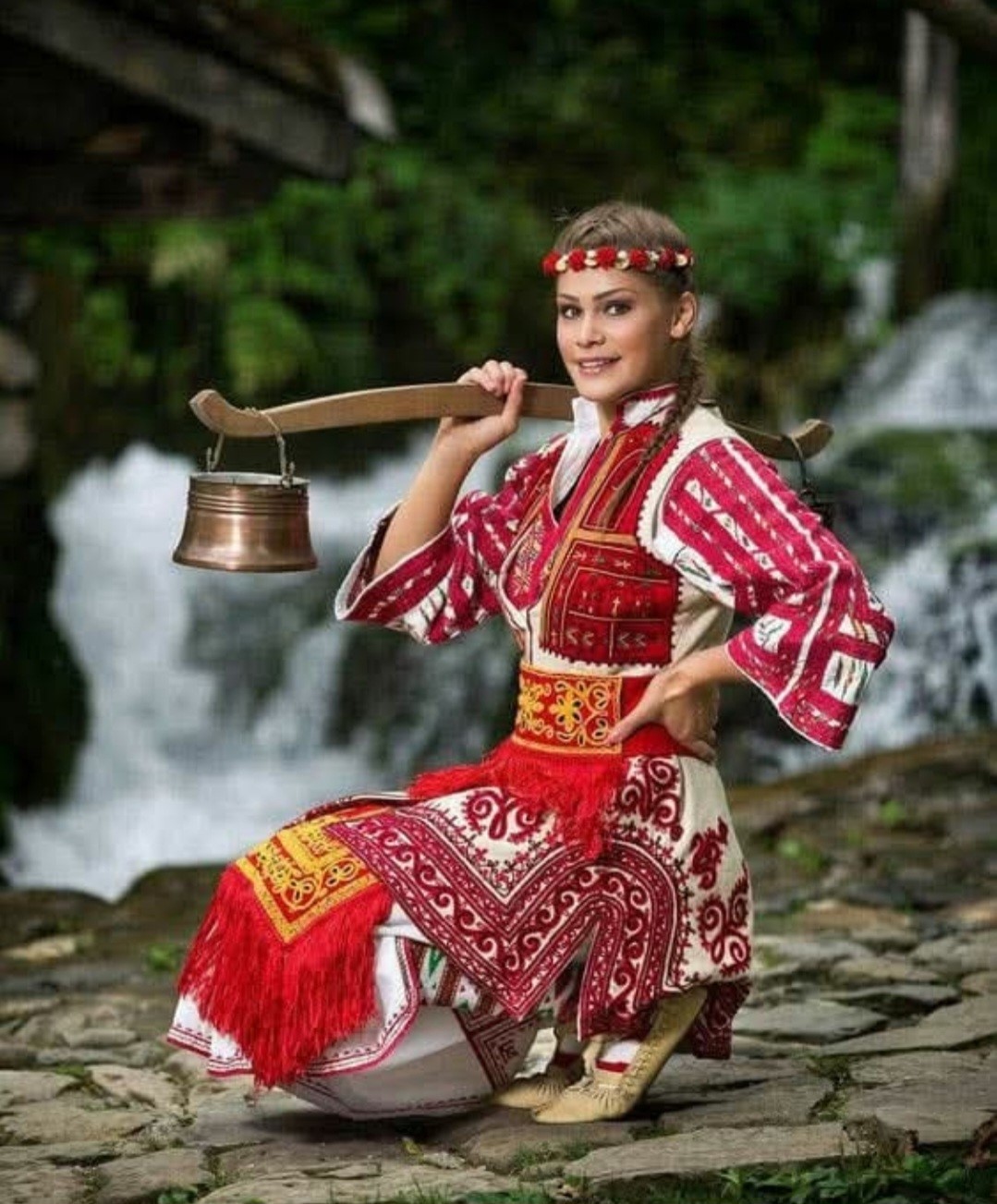 Община Николаево кани на „На хорото край река Тунджа“ в с. Елхово image