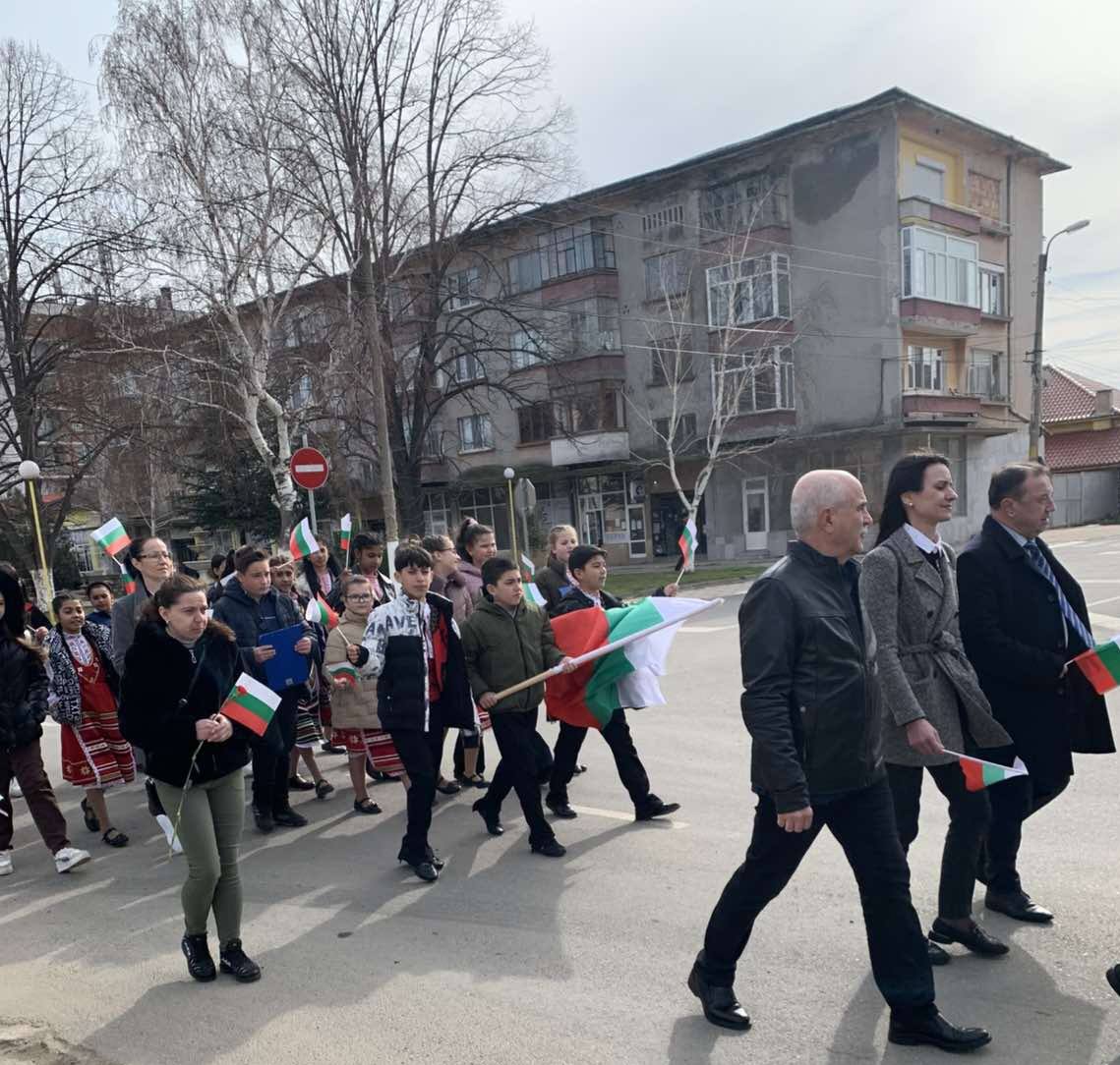 С памет, признателност и единство Николаево почете 3 март image