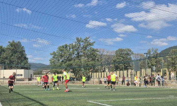 Снимка Кметът на Николаево поздрави отборът по футбол - победител в общински спортни работнически игри