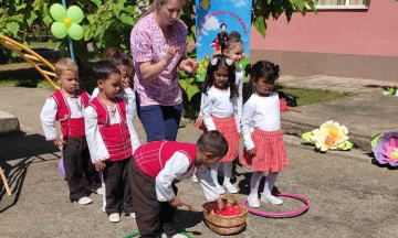 Снимка Децата празнуват