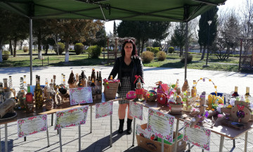 Снимка БЛАГОТВОРИТЕЛЕН БАЗАР в помощ на Дочка Нейкова