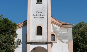 Снимка Набиране на средства за ремонт на храм "Св. Св. Кирил и Методий" в Николаево