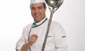 Снимка Празнична Никулденска рибена чорба, приготвена от кулинаря Иван Звездев