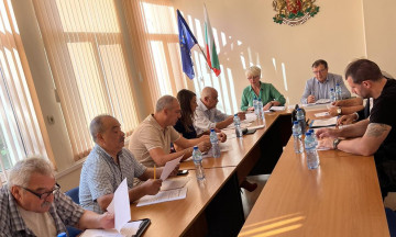 Снимка Кметът Костов проведе политически консултации за съставите на СИК